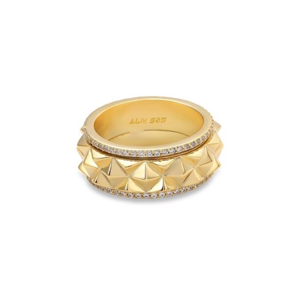 Gold-plated pyramid stud ring with crystal borders