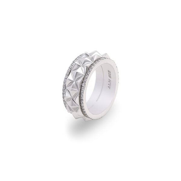 Sterling silver pyramid stud ring with crystal borders